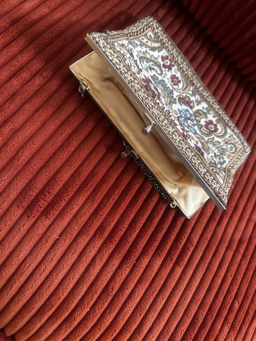 Boho beaded Floral Frame Clutch in Ivory and Multi-Accent. Coachella!